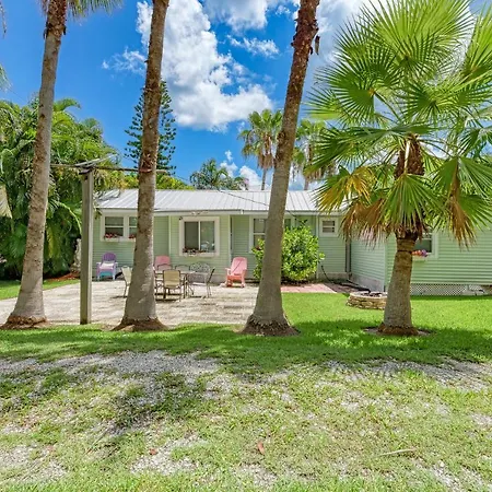 Cottage Haven-One Minute Walk To The Beach-Private Yards-Keyless Locks Bradenton Beach Exterior photo