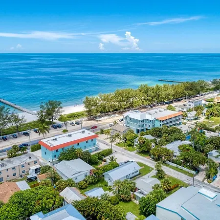 Cottage Haven-One Minute Walk To The Beach-Private Yards-Keyless Locks Bradenton Beach Exterior photo