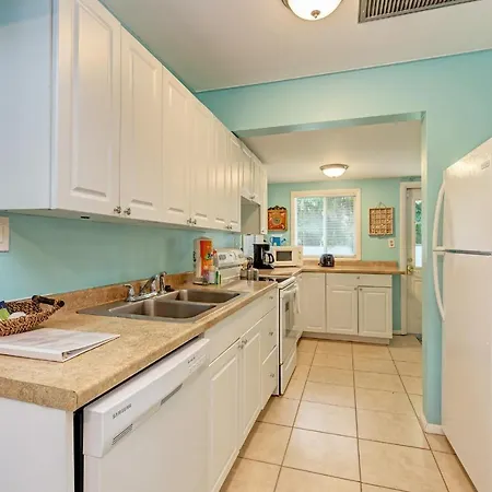 Cottage Haven-One Minute Walk To The Beach-Private Yards-Keyless Locks Bradenton Beach Exterior photo