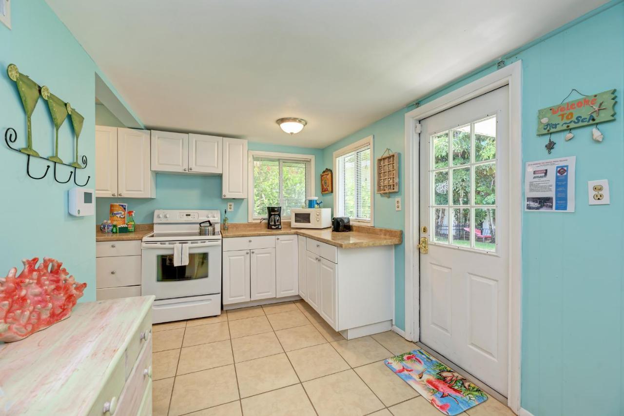 Сasa de vacaciones Haven-one Minute Walk To The Beach-private Yards-keyless Locks