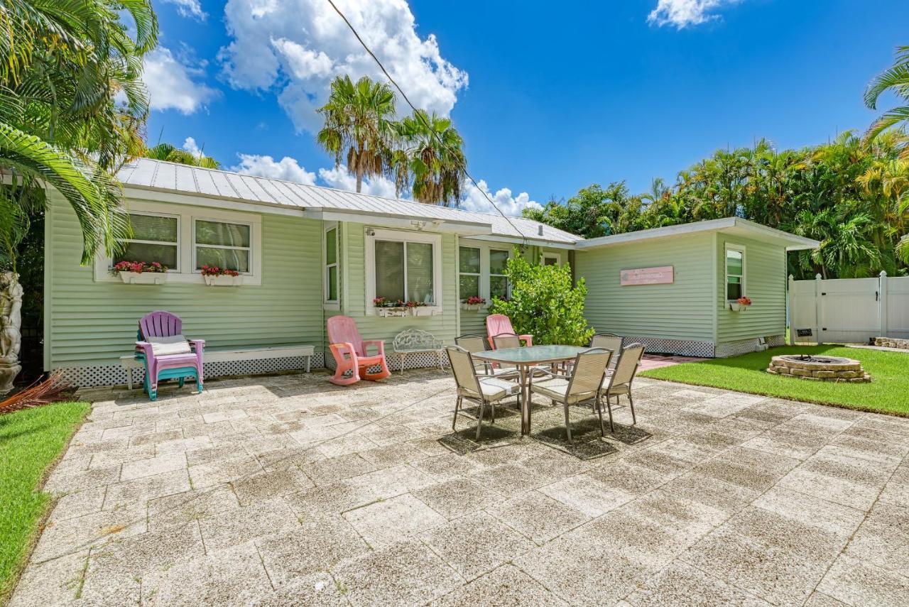 Сasa de vacaciones Haven-one Minute Walk To The Beach-private Yards-keyless Locks Bradenton Beach