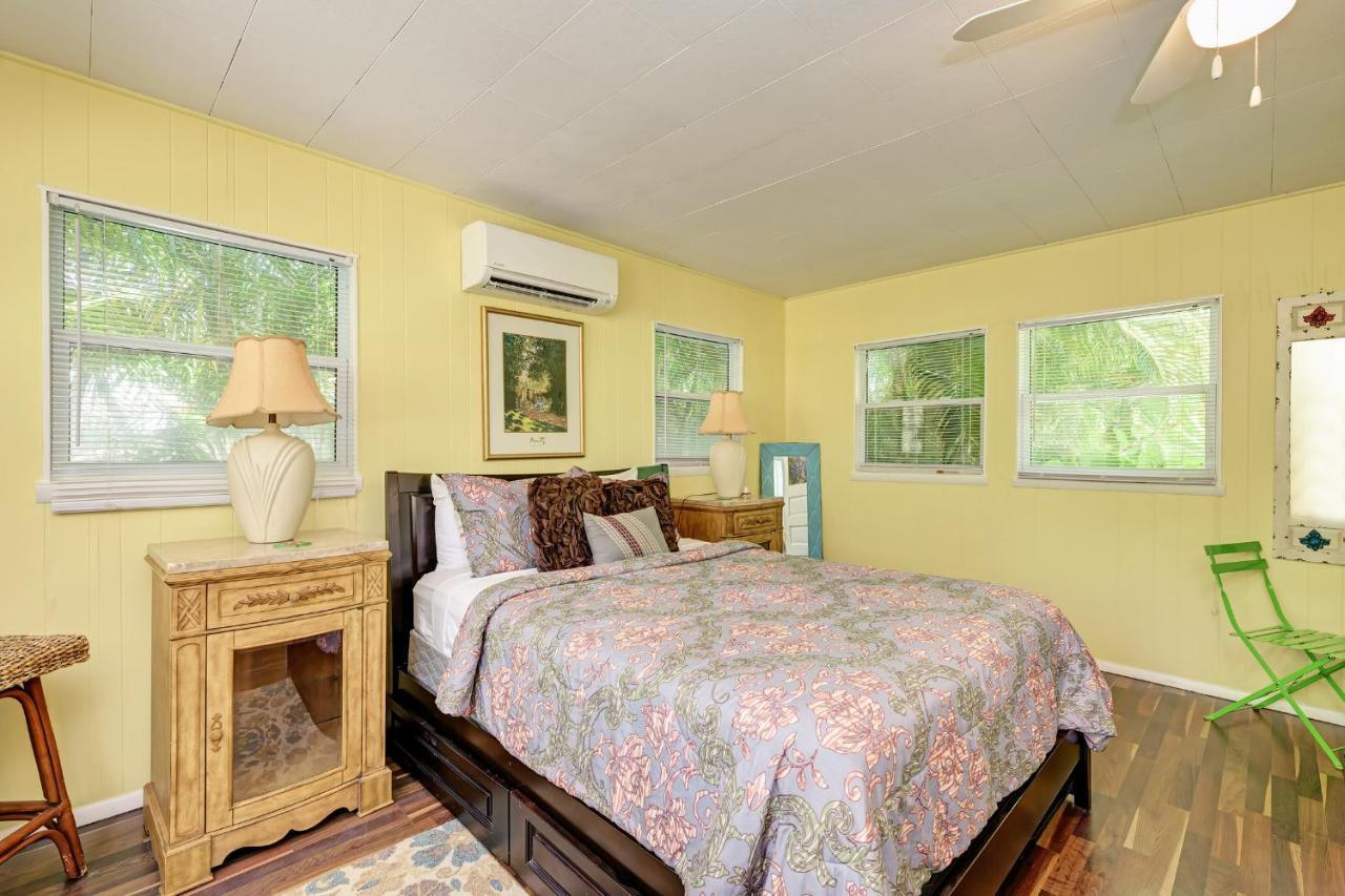 Haven-one Minute Walk To The Beach-private Yards-keyless Locks Сasa de vacaciones Bradenton Beach