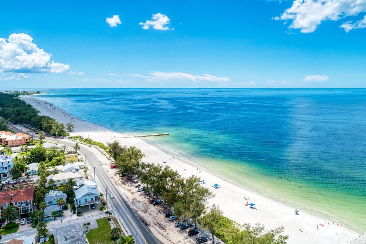 Holiday home Haven-one Minute Walk To The Beach-private Yards-keyless Locks